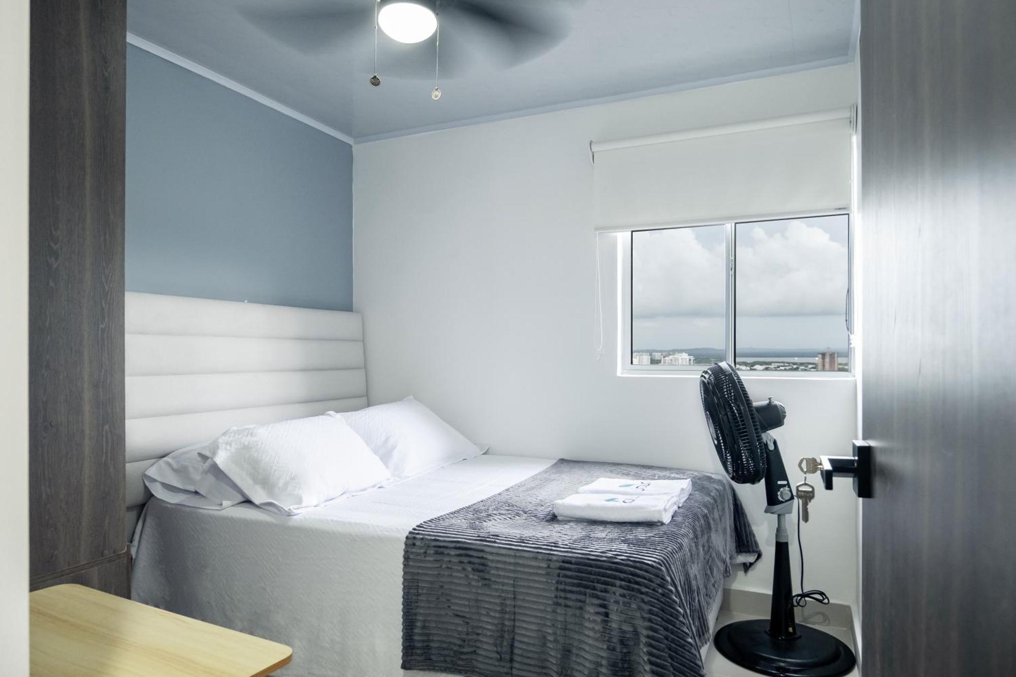 Torre 811 By Jalo * Cartagena