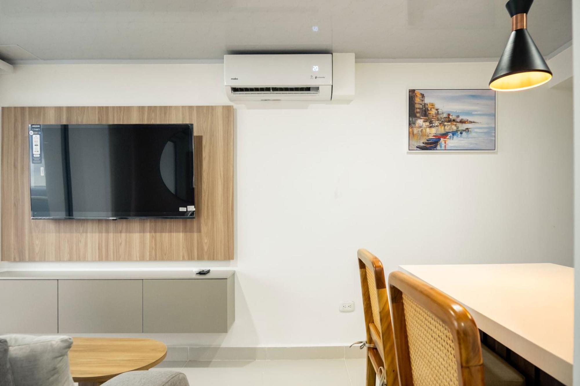 Torre 811 By Jalo * Cartagena