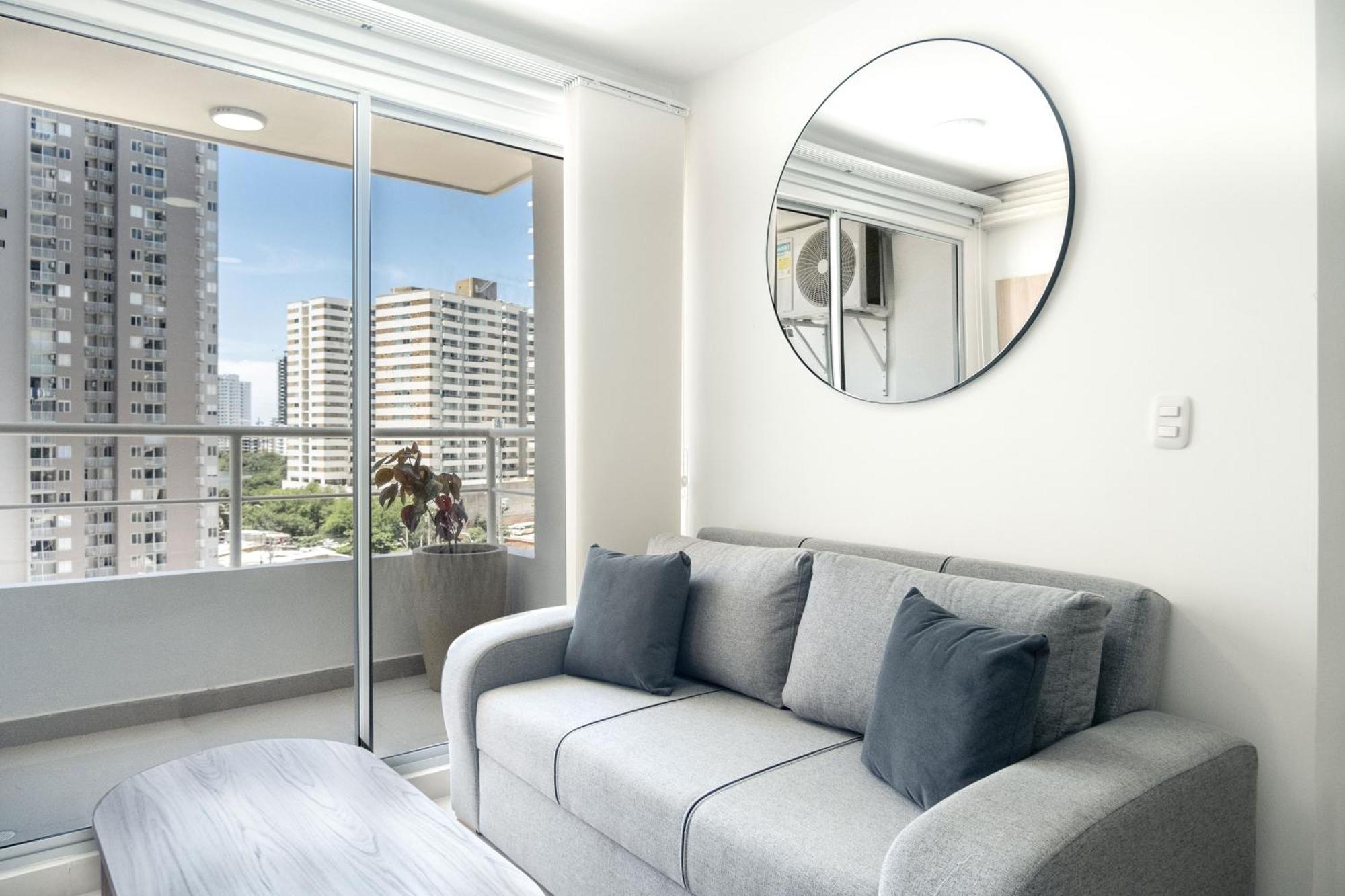 Torre 811 By Jalo Cartagena