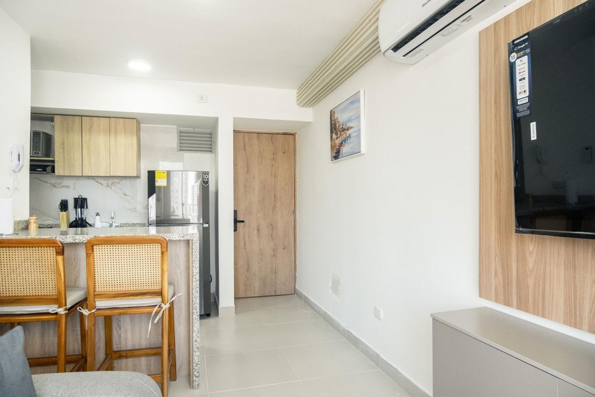 Torre 811 By Jalo Cartagena